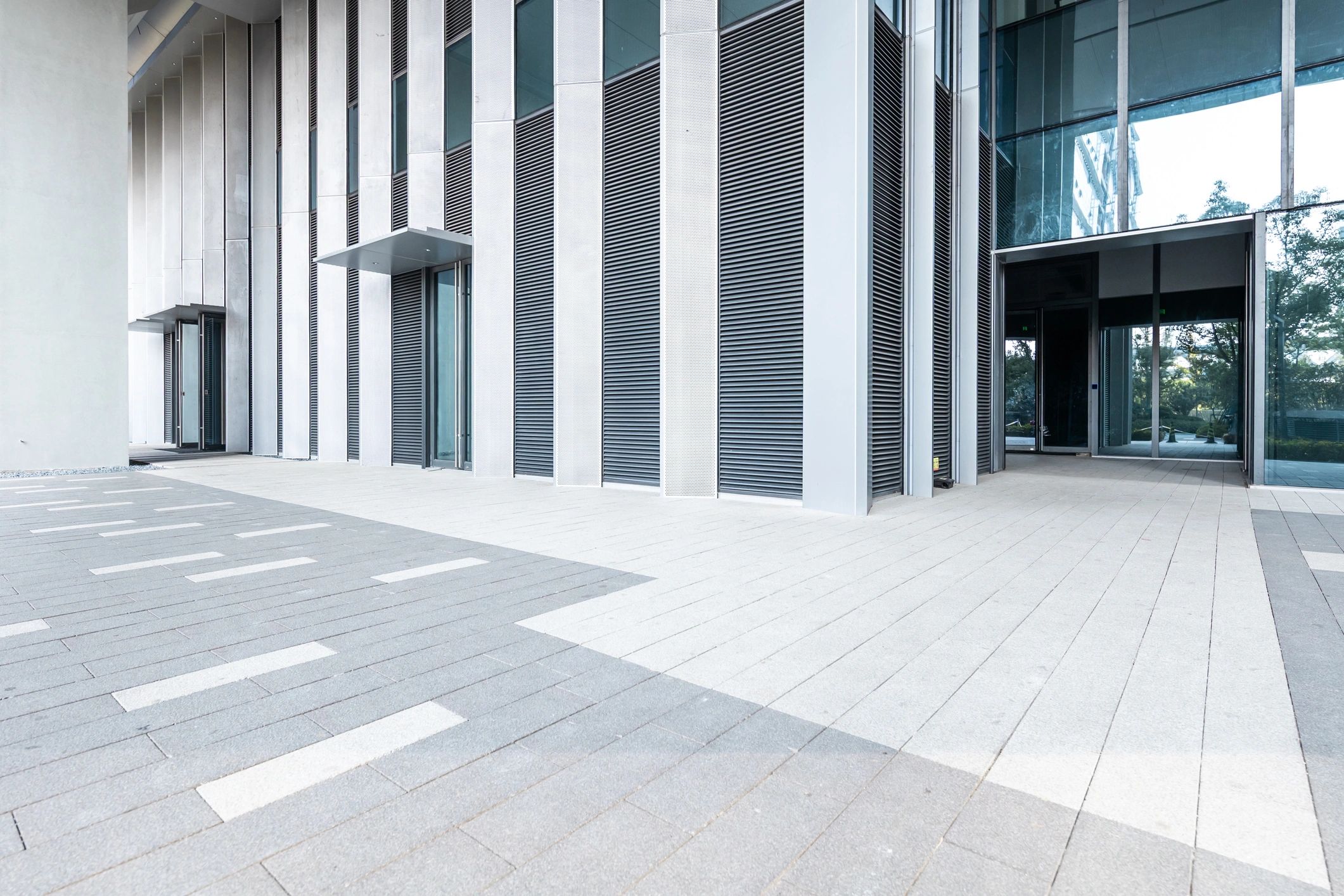 Zona urbana moderna para promoción de inmuebles